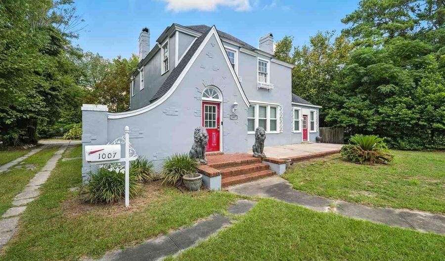 1007 W. Palmetto St, Florence, SC 29501 - 4 Beds, 4 Bath