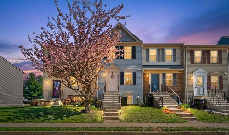 2125 CEDAR BARN Way, Baltimore, MD 21244 - 3 Beds, 2 Bath