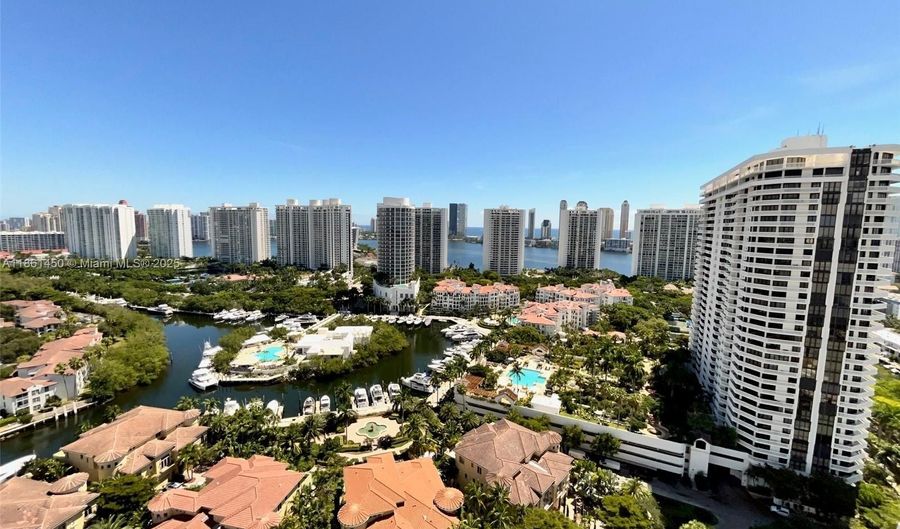 1000 W Island Blvd 2707, Aventura, FL 33160 - 3 Beds, 3 Bath