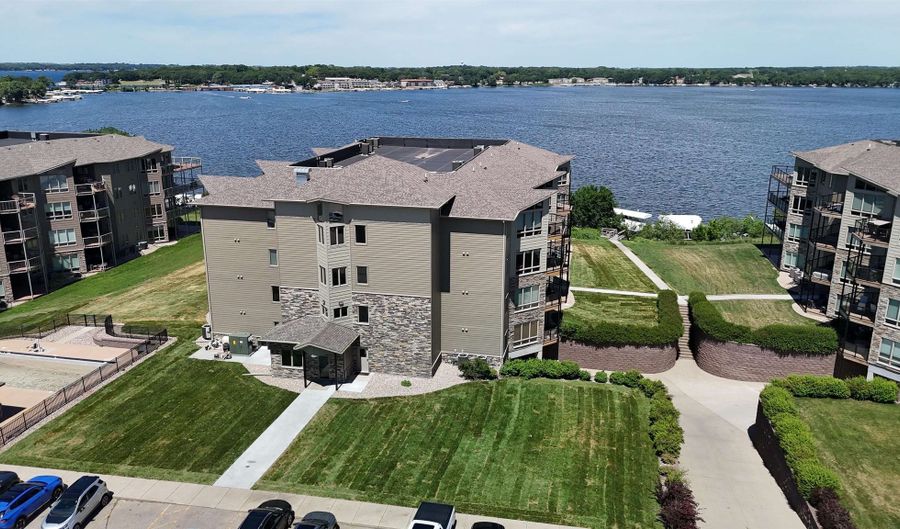 445 240th Ave 204, Arnolds Park, IA 51331 - 3 Beds, 2 Bath