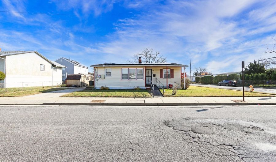 2040 HAMILTON Ave, Atlantic City, NJ 08401 - 3 Beds, 2 Bath