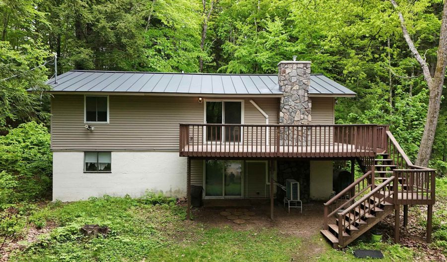 19 Alpendorf Loop, Bartlett, NH 03812 - 3 Beds, 3 Bath