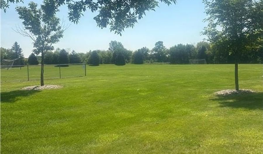 10386 Kali Ave NE, Albertville, MN 55301 - 4 Beds, 3 Bath