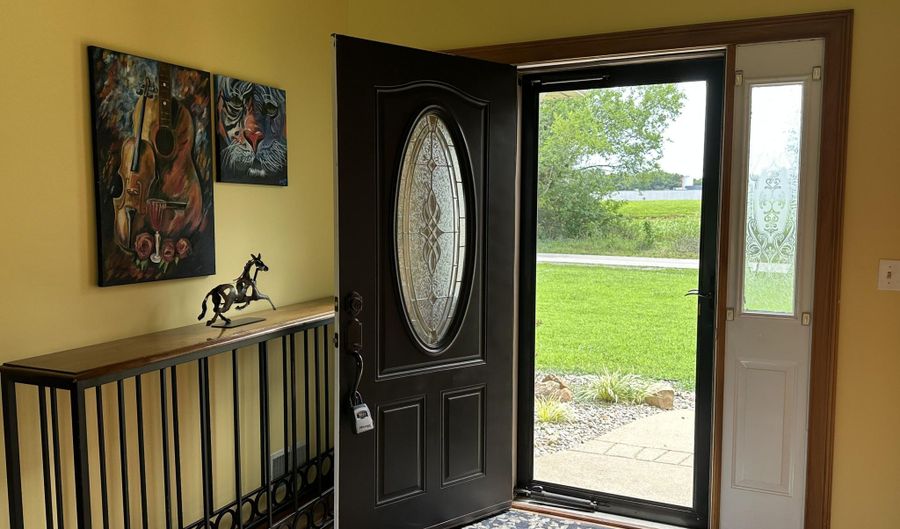 928 Old Nazareth Rd, Bardstown, KY 40004 - 3 Beds, 2 Bath