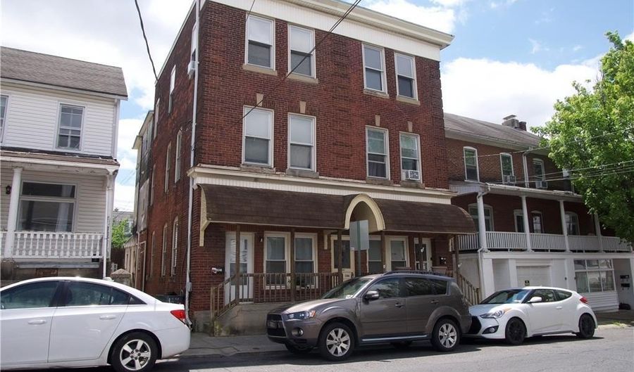 266 268 E Walnut St, Allentown, PA 18109 - 13 Beds, 6 Bath