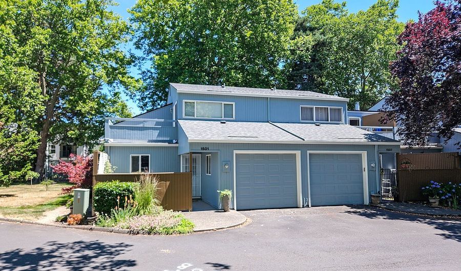 1501 NW EASTBROOK Ct, Beaverton, OR 97006 - 2 Beds, 2 Bath