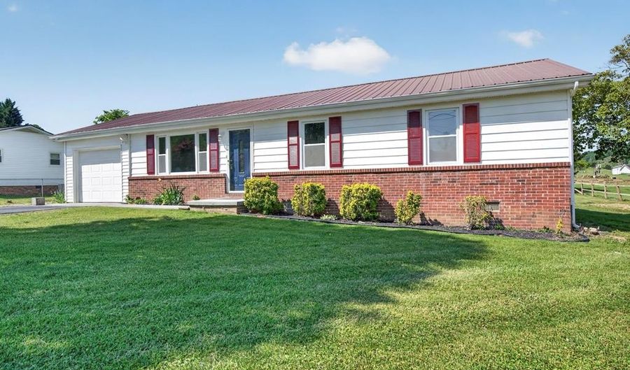 18145 Macedonia Rd, Abingdon, VA 24211 - 3 Beds, 2 Bath