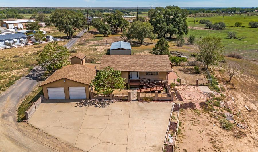 207 Autobee Ln, Avondale, CO 81022 - 3 Beds, 2 Bath