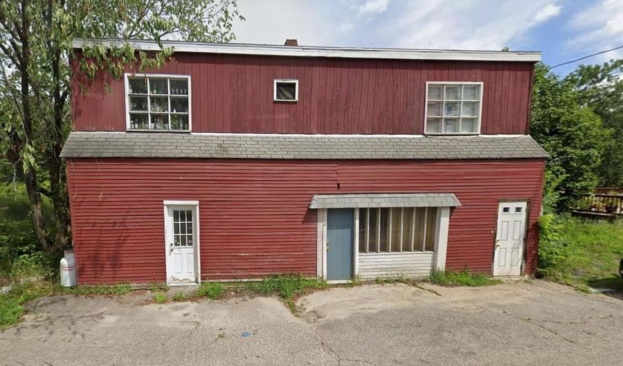 38 Riverside Dr, Ashland, NH 03217 - 4 Beds, 3 Bath