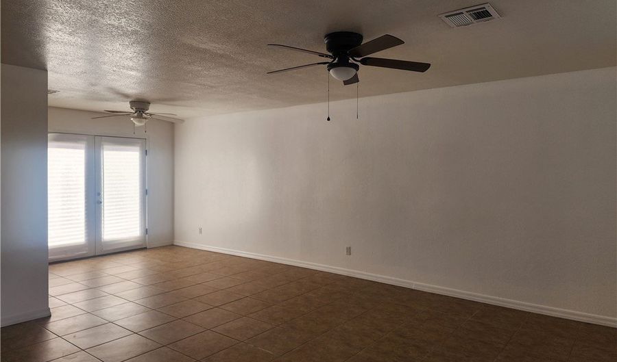 3740 June St, Bullhead City, AZ 86442 - 3 Beds, 2 Bath