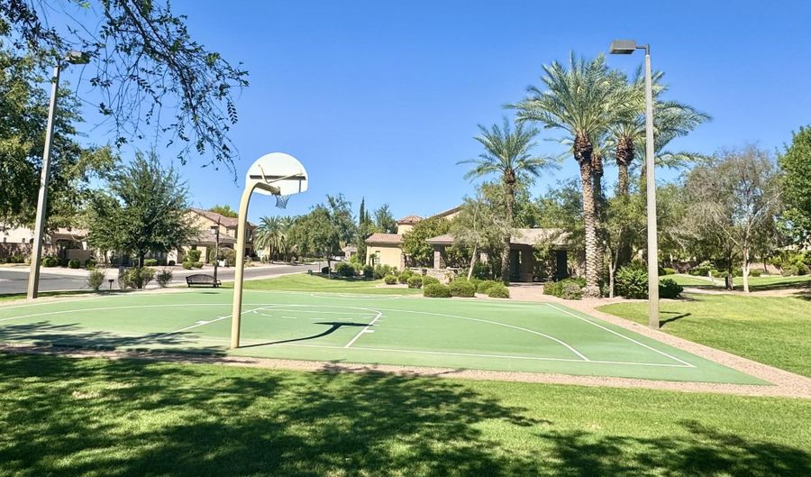4303 S OREGON Ct, Chandler, AZ 85248 - 3 Beds, 3 Bath