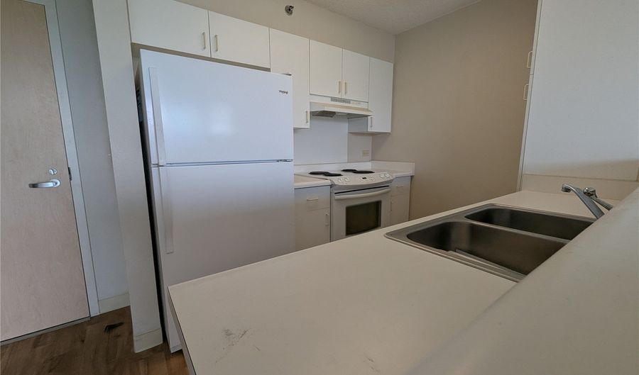 3009 Ala Makahala Pl 603, Honolulu, HI 96818 - 1 Beds, 1 Bath