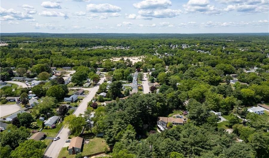 1 Grant Dr, Coventry, RI 02816 - 3 Beds, 2 Bath