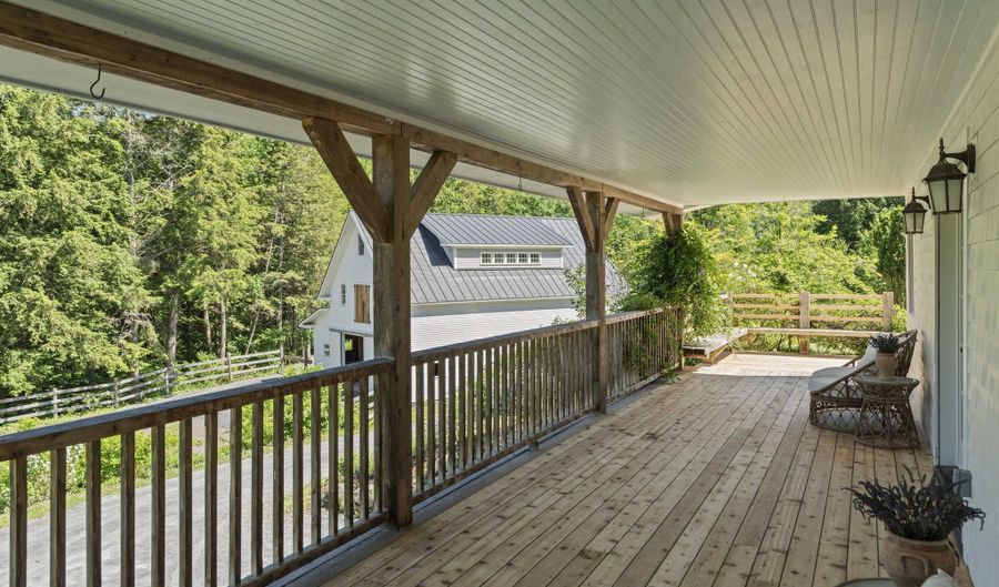 766 Masterson Rd, Barnard, VT 05031 - 3 Beds, 3 Bath