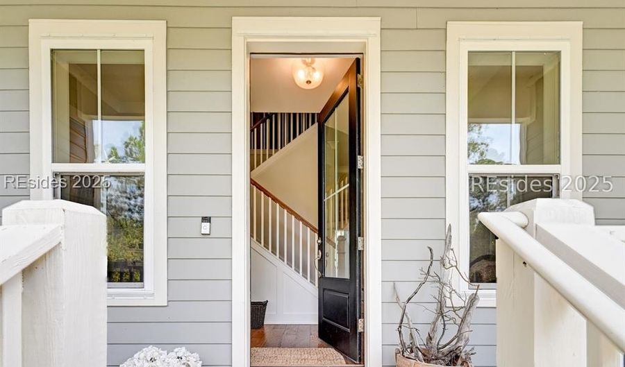 9 Bass Creek Ln, Bluffton, SC 29910 - 4 Beds, 4 Bath