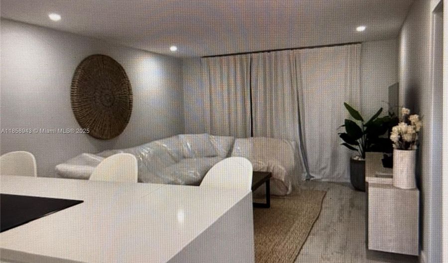 20201 NE 29th Ct D109, Aventura, FL 33180 - 1 Beds, 1 Bath