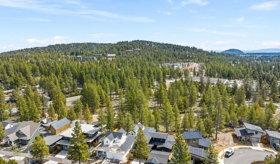 2212 NW Reserve Camp Ct # 1, Bend, OR 97703 - 4 Beds, 4 Bath