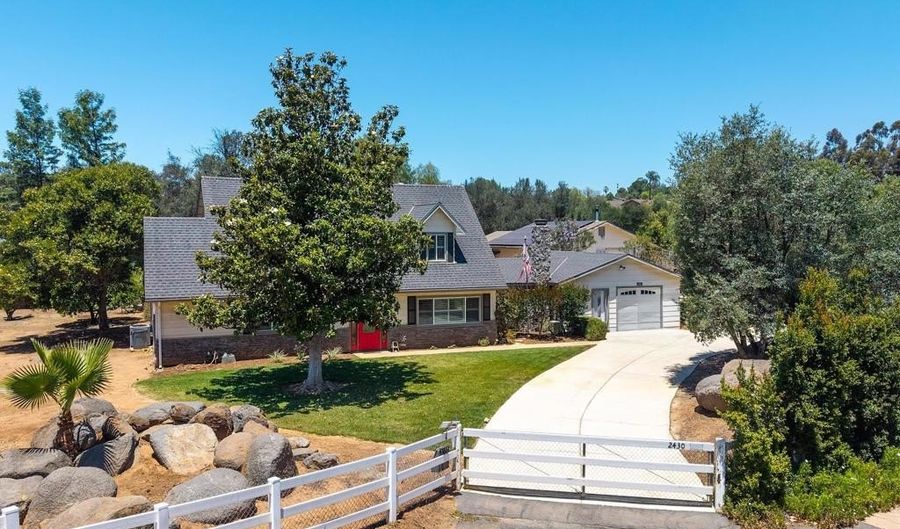 2430 GEYER Ln, Alpine, CA 91901 - 5 Beds, 3 Bath