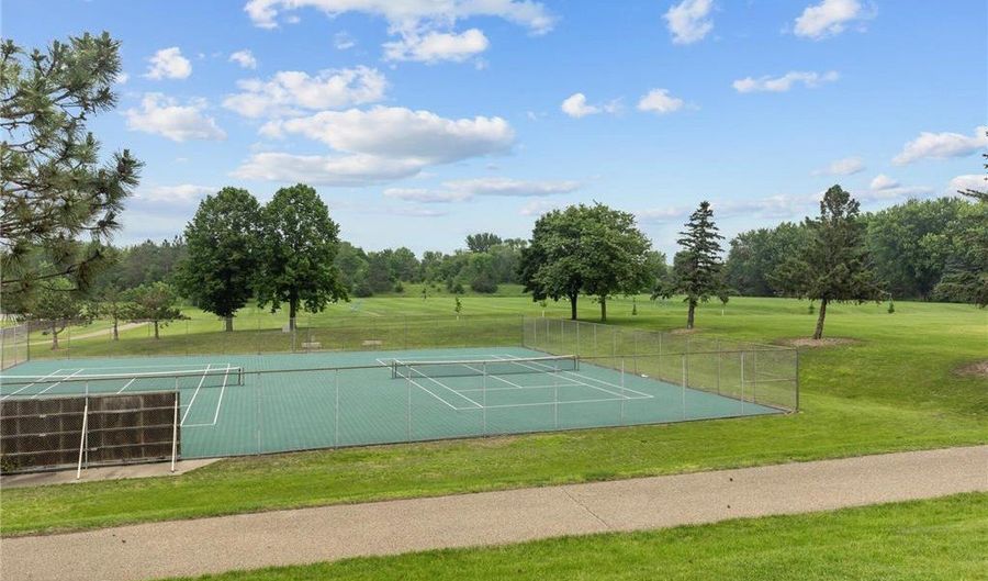 4990 148th Path W, Apple Valley, MN 55124 - 4 Beds, 2 Bath