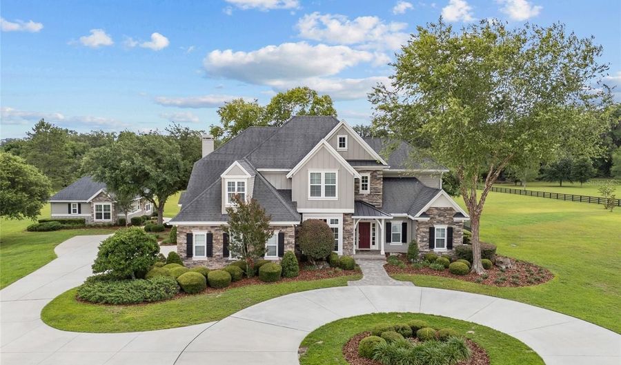 10401 NW 153RD Ter, Alachua, FL 32615 - 6 Beds, 6 Bath