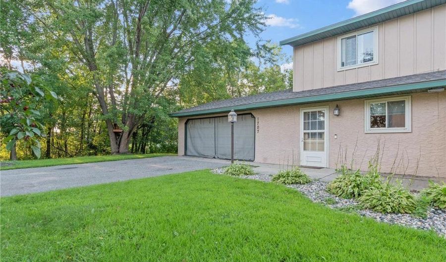 1707 S Oak Knoll Dr, Alexandria, MN 56308 - 3 Beds, 1 Bath