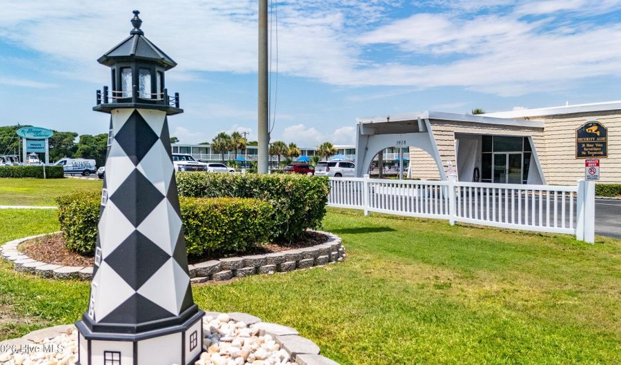 1918 W Ft Macon Rd 201, Atlantic Beach, NC 28512 - 1 Beds, 1 Bath