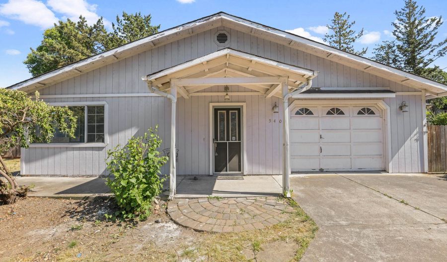 540 OAK KNOLL Dr, Ashland, OR 97520 - 3 Beds, 2 Bath