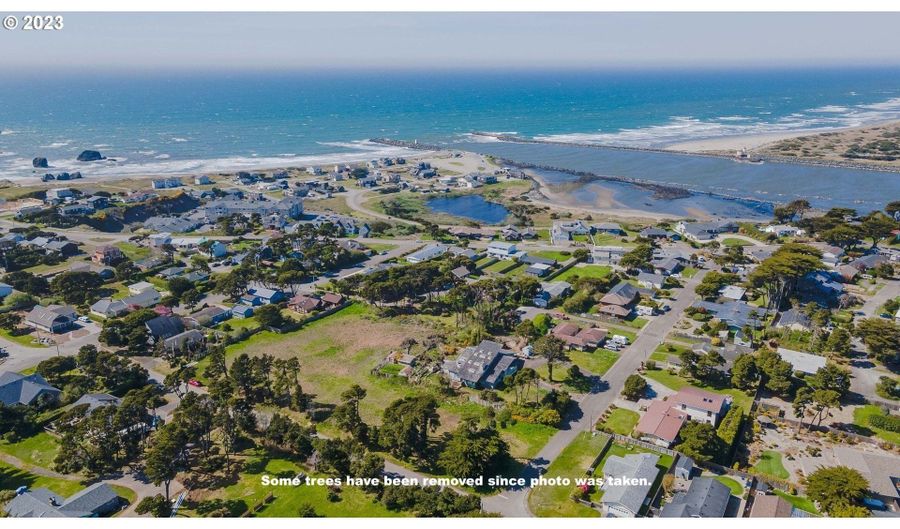 SW Eighth at Harrison, Bandon, OR 97411 - 0 Beds, 0 Bath