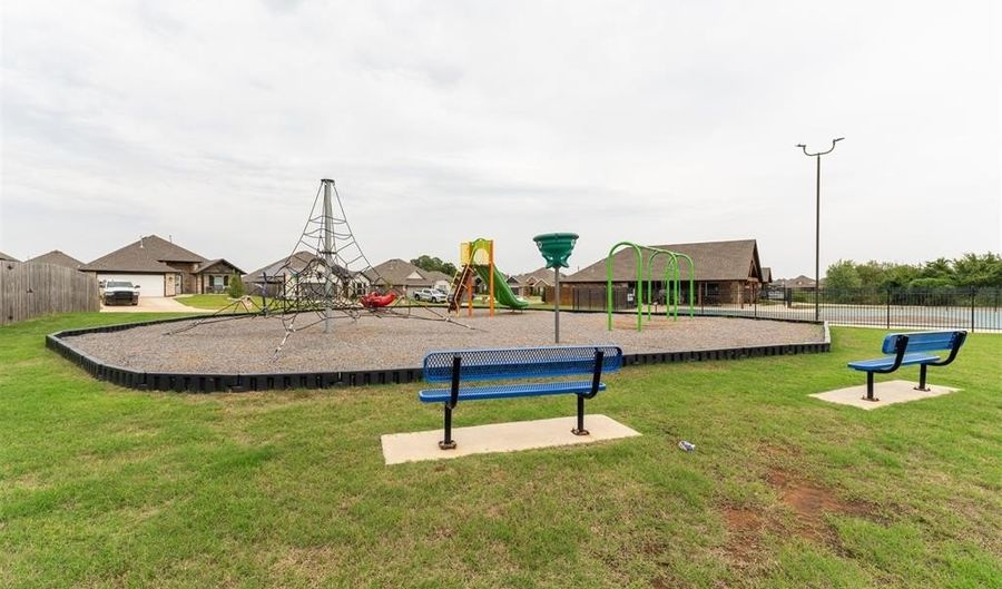 12721 NW 137th St, Piedmont, OK 73078 - 3 Beds, 2 Bath