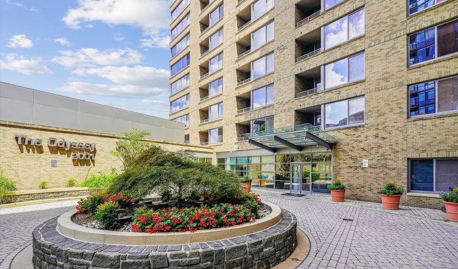 2001 15TH St N 608, Arlington, VA 22201 - 2 Beds, 2 Bath