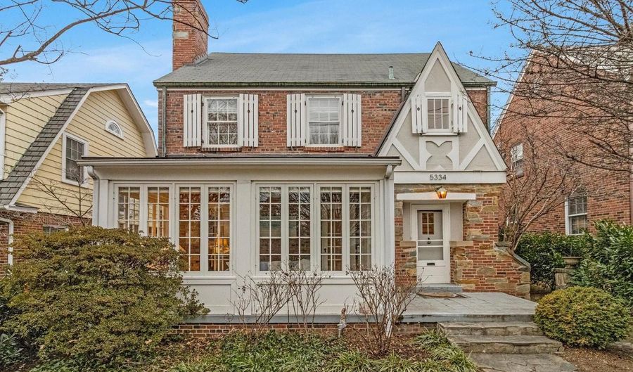 5334 NEBRASKA Ave NW, Washington, DC 20015 - 4 Beds, 4 Bath