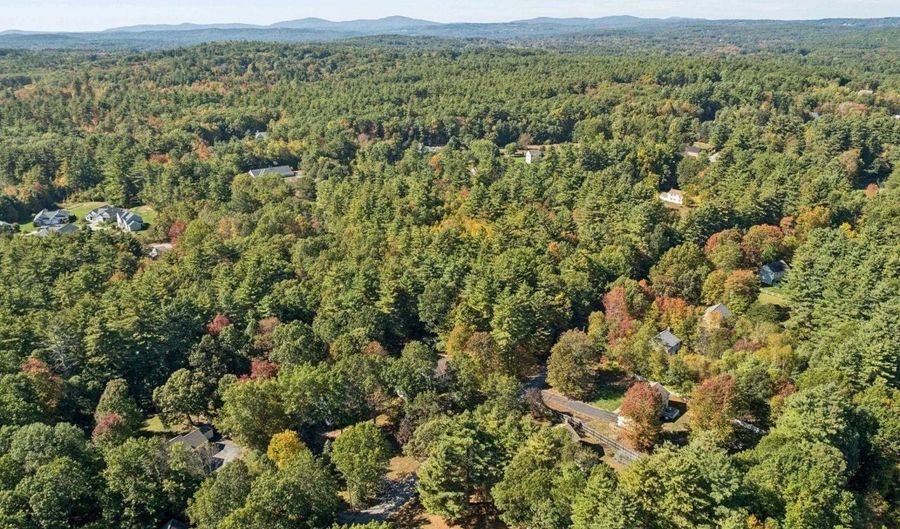 16 Captain Danforth Ln, Amherst, NH 03031 - 4 Beds, 3 Bath