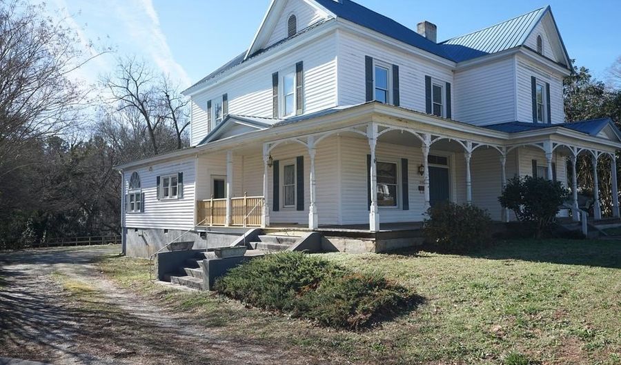 1205 N Main, Abbeville, SC 29620 - 6 Beds, 6 Bath