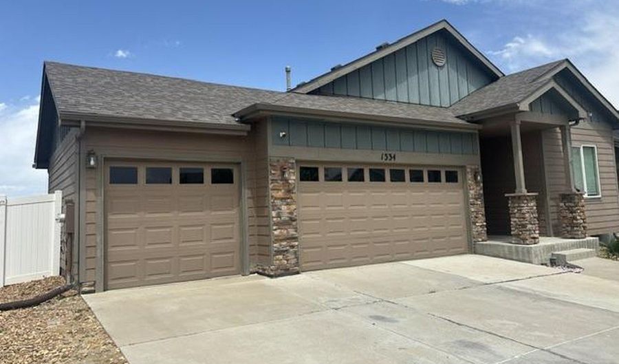 1334 Means Ln, Berthoud, CO 80513 - 5 Beds, 3 Bath