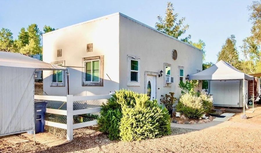2804-6 S Grade Rd, Alpine, CA 91901 - 5 Beds, 4 Bath