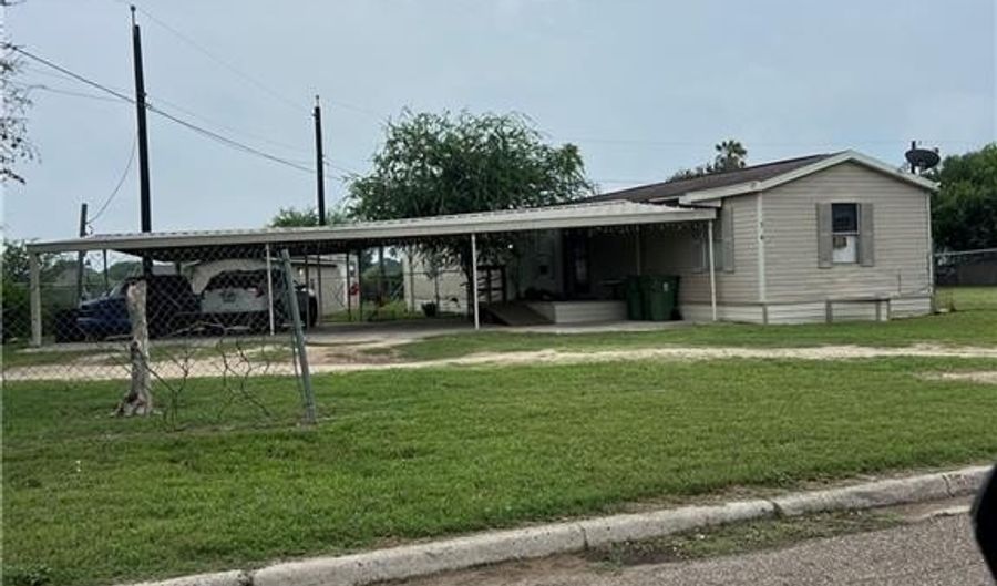 736 N 9th Pl, Alamo, TX 78516 - 3 Beds, 2 Bath