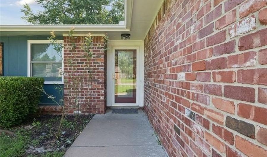 1809 East Dr, Bartlesville, OK 74006 - 3 Beds, 2 Bath