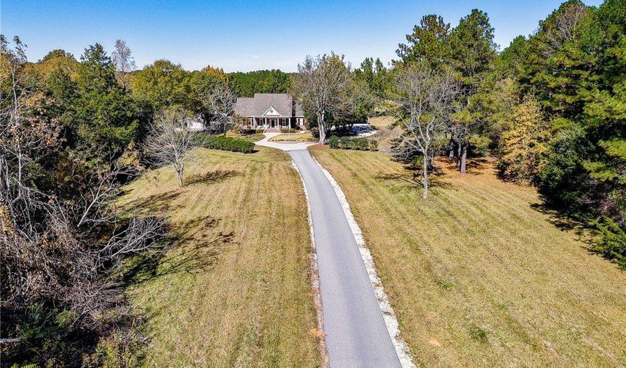 194 Rocky River Plant Rd, Calhoun Falls, SC 29628 - 5 Beds, 4 Bath