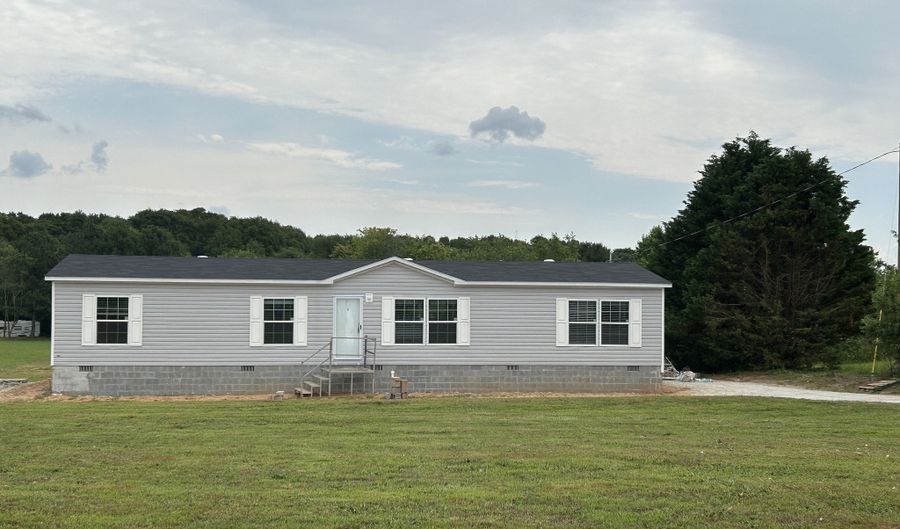 5041 Airline Goldmine, Canon, GA 30520 - 3 Beds, 2 Bath