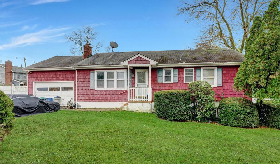 59 Asbury Ave, Atlantic Highlands, NJ 07716 - 5 Beds, 3 Bath