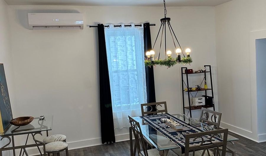 402 N 2ND St, Delmar, DE 19940 - 4 Beds, 2 Bath