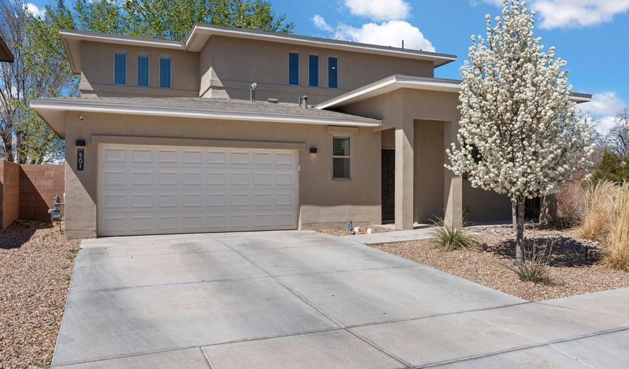 501 Whitten Trl SW, Albuquerque, NM 87105 - 4 Beds, 4 Bath