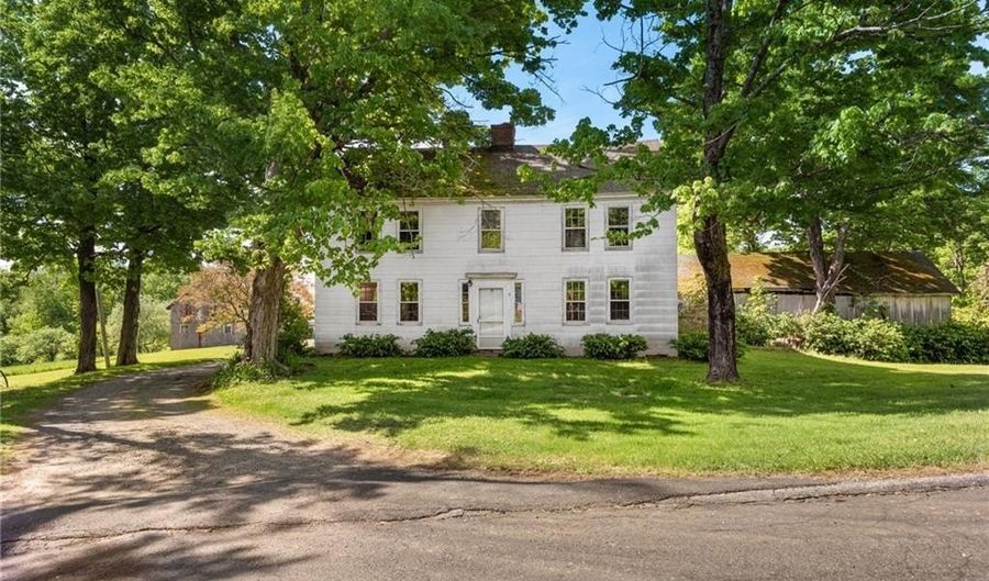21 Legeyt Rd, Barkhamsted, CT 06063 - 4 Beds, 2 Bath