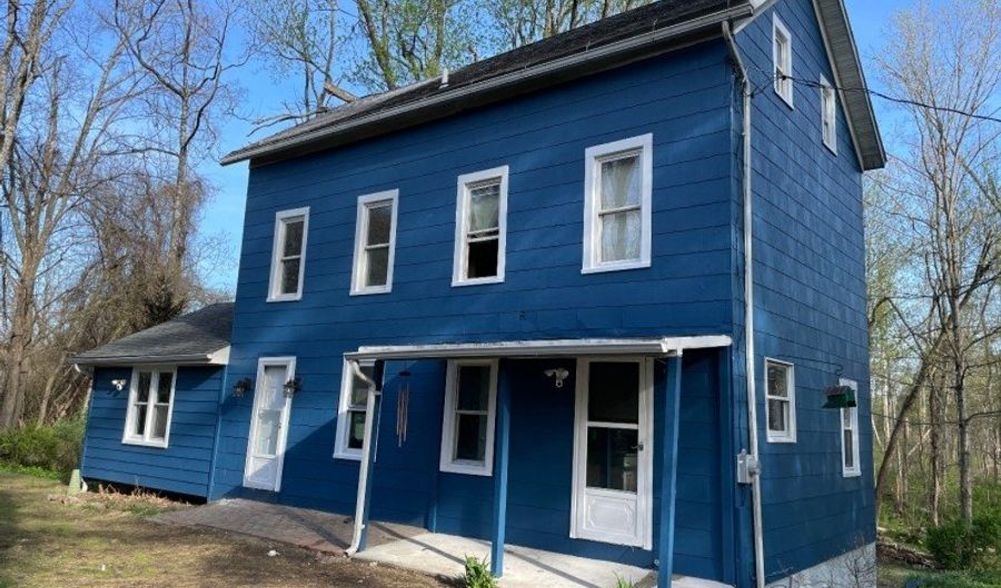 230 Main St, Andover, NJ 07821 - 3 Beds, 2 Bath