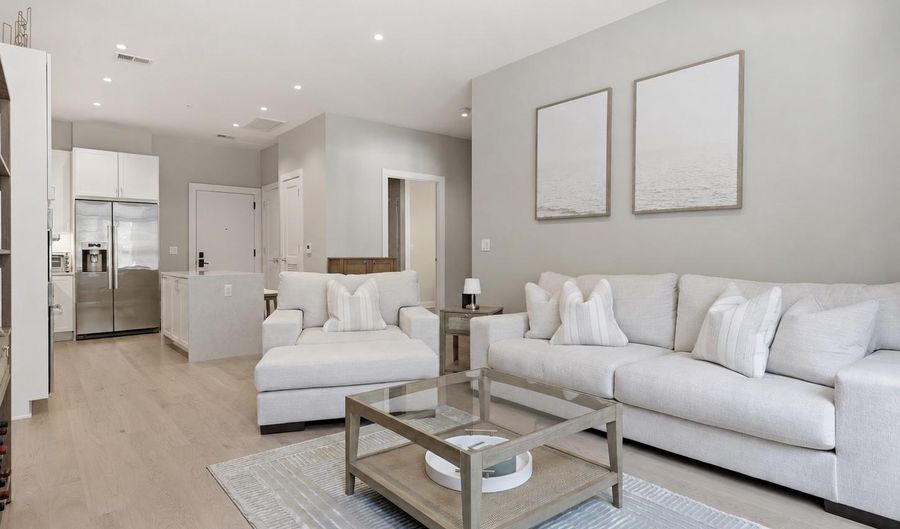 925 FAIRFAX St N 102, Alexandria, VA 22314 - 2 Beds, 2 Bath