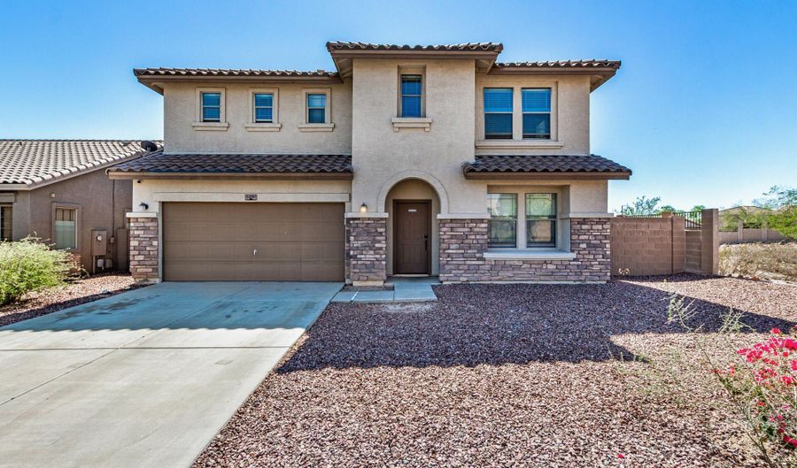 22181 W DEVIN Dr, Buckeye, AZ 85326 - 5 Beds, 3 Bath