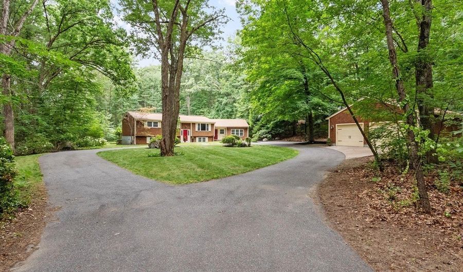 67 Quaker Ln, Bolton, MA 01740 - 3 Beds, 2 Bath