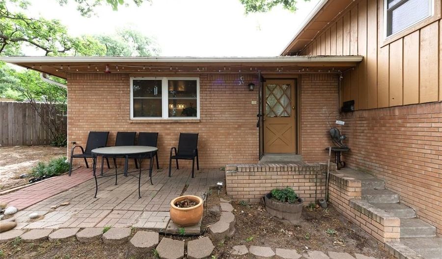 2804 N McMillan Ave, Bethany, OK 73008 - 4 Beds, 3 Bath