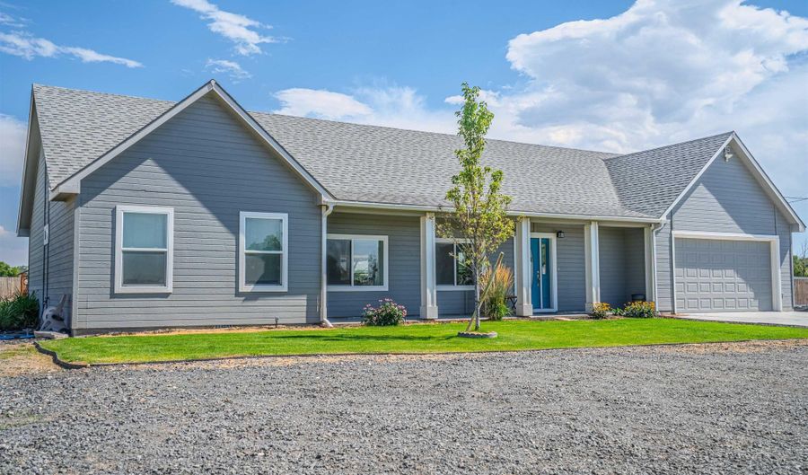 1415 Sunrise Vw, Buhl, ID 83316 - 3 Beds, 3 Bath