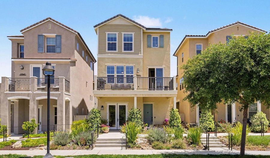 21541 Trail Blazer Ln, Escondido, CA 92029 - 4 Beds, 4 Bath